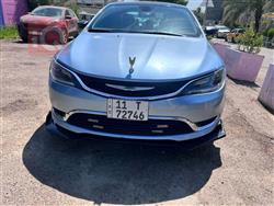 Chrysler 200